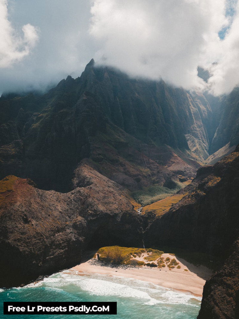 Jakob Owens x Tropic Colour Lightroom Presets Jakob Owens x Tropic Colour Lightroom Presets