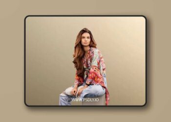 Sitting Mediterranean Woman low poly 3d model